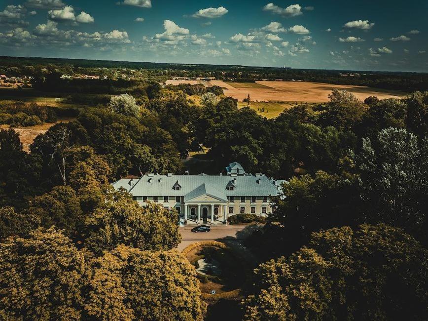Hotel Rytwiany Palac Exterior photo